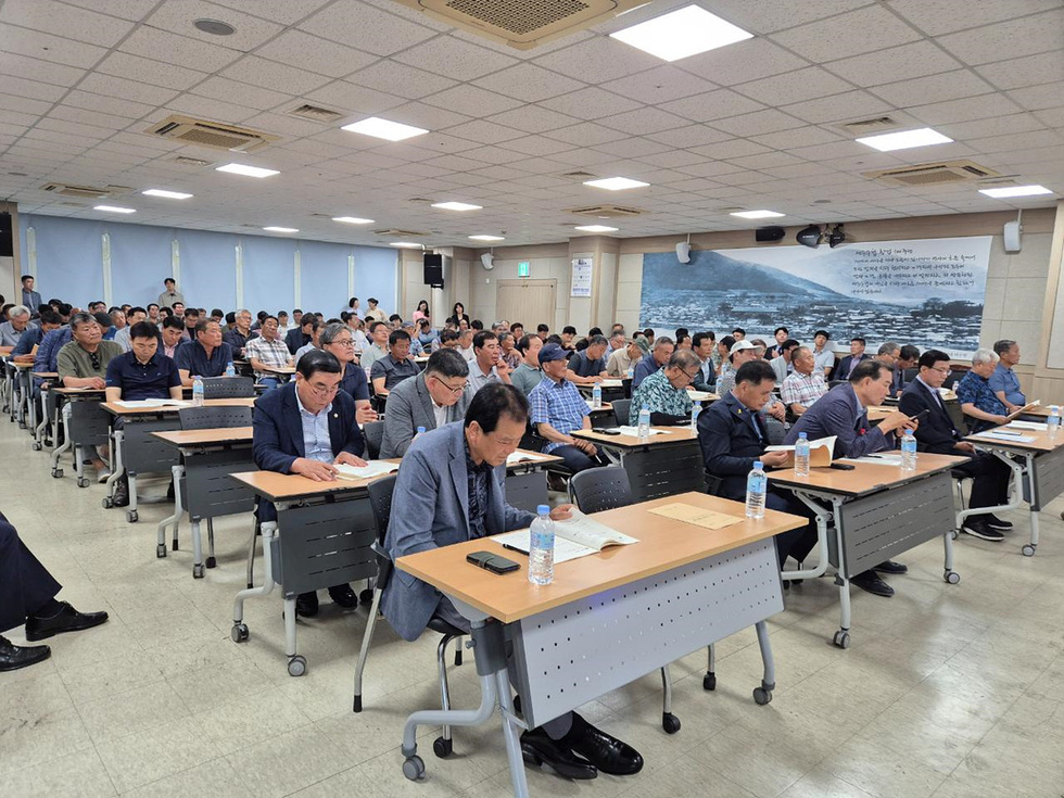 6-2 여수시, 수산 정책 설명회 개최…‘수산인과 소통·공감의 장’.jpg