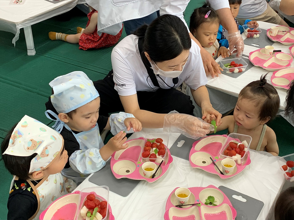 3 여수시 어린이·사회복지급식관리지원센터, ‘토마토 체험관 교육’ 성료.jpg